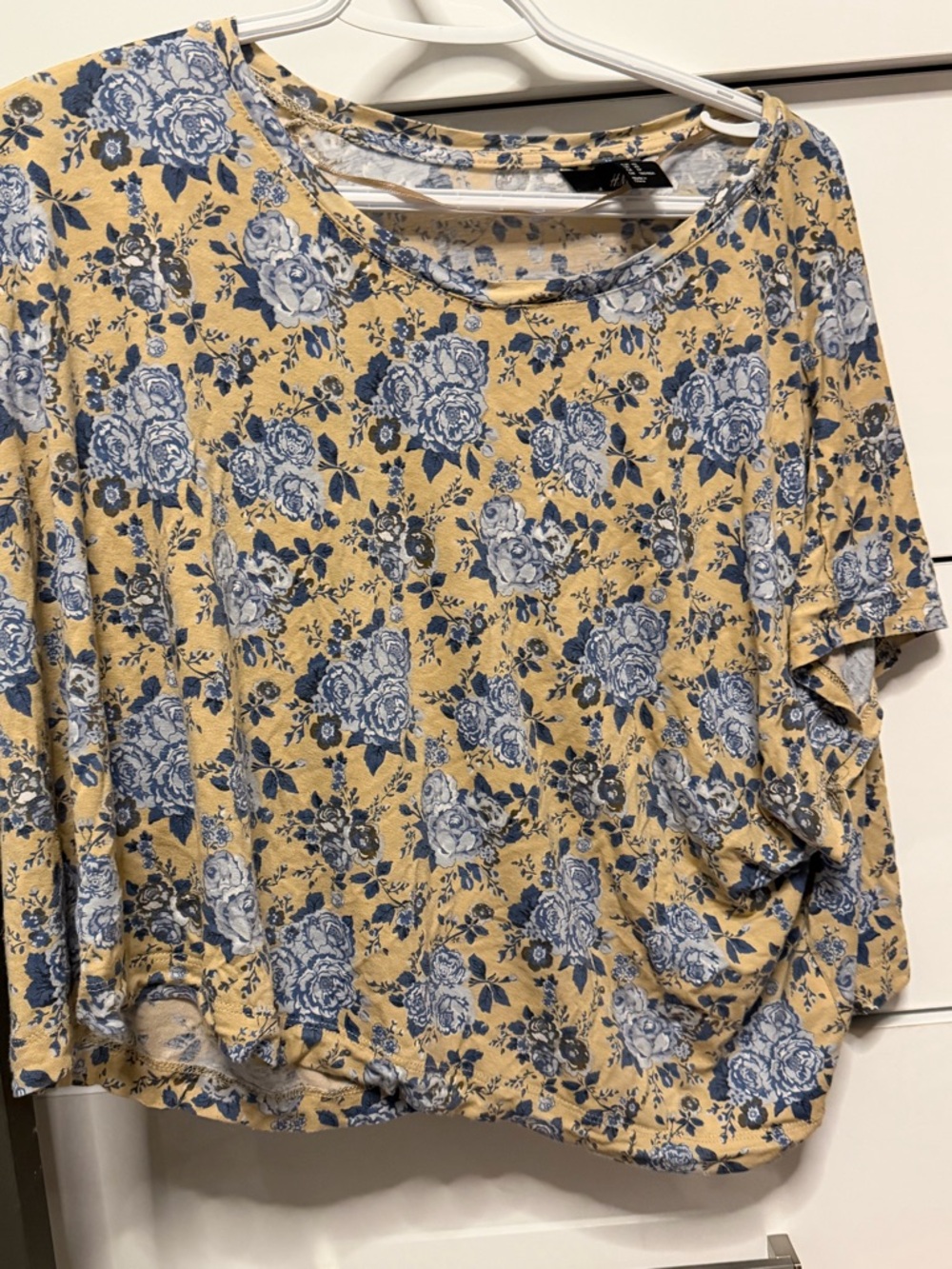 Floral Print Short Sleeve Top in Mustard and Blue flowy, super cute Vintage chic